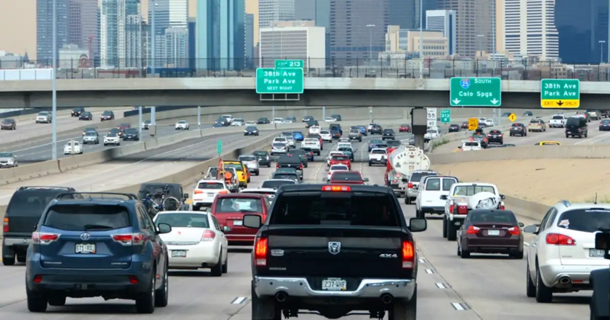 rush hour traffic on I-25