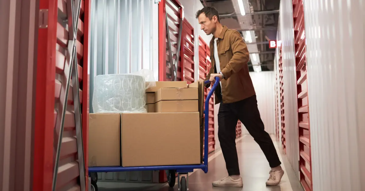 storage unit expenses